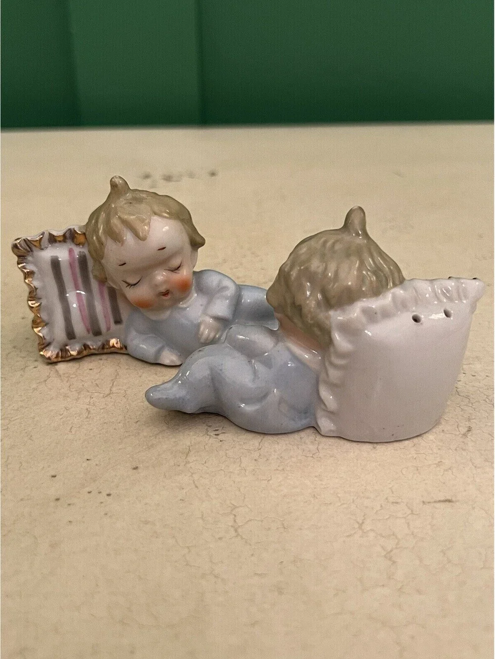Vintage Sleeping Baby on Pillow Salt And Pepper Shakers Japan Twin Boys VHTF